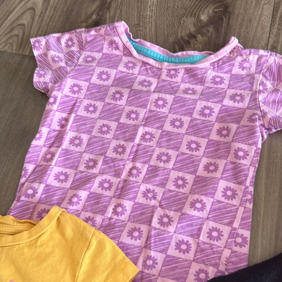 Assorted 7 Pack of Toddler Shirts Size 2T - Picture 8 of 8